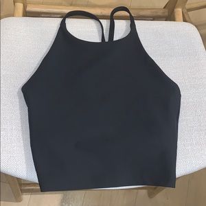 BNWOT Old Navy Cropped Workout Top